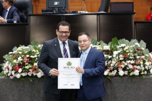 Read more about the article Presidente do CRA-PR recebe homenagem da Assembleia Legislativa do Estado de Mato Grosso